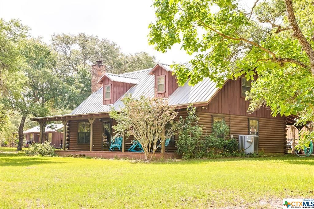 Hallettsville, Lavaca County, TX Farms and Ranches, House for sale