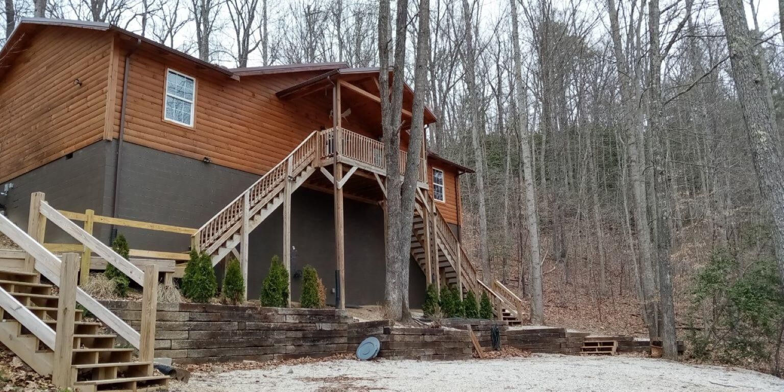 Slade, Powell County, KY House for sale Property ID 416882376 LandWatch