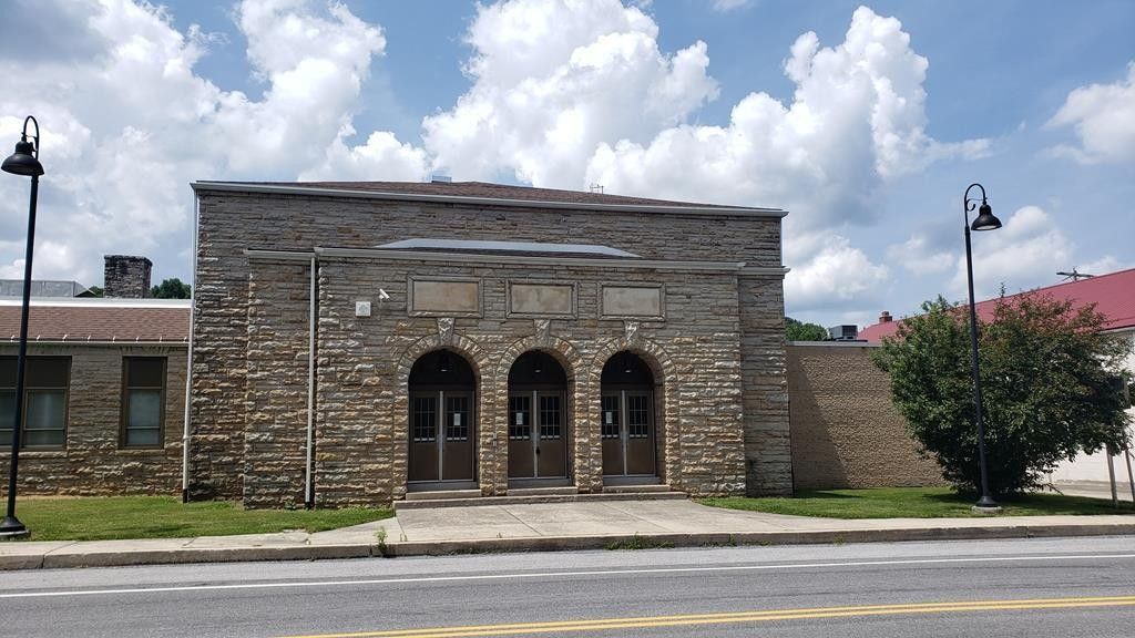 Robertsdale, Huntingdon County, PA Commercial Property, House for sale