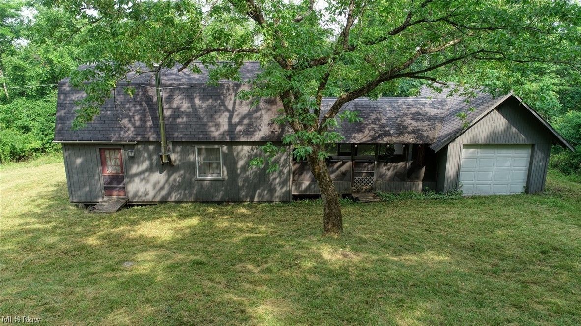 Senecaville, Guernsey County, OH Lakefront Property, Waterfront Property, House for sale