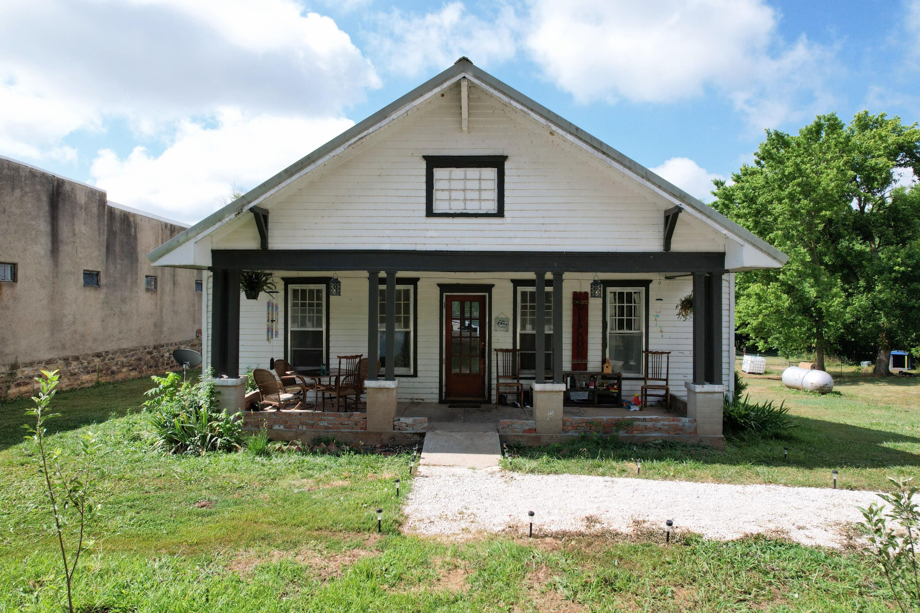 Stockton, Cedar County, MO House for sale Property ID 416904989