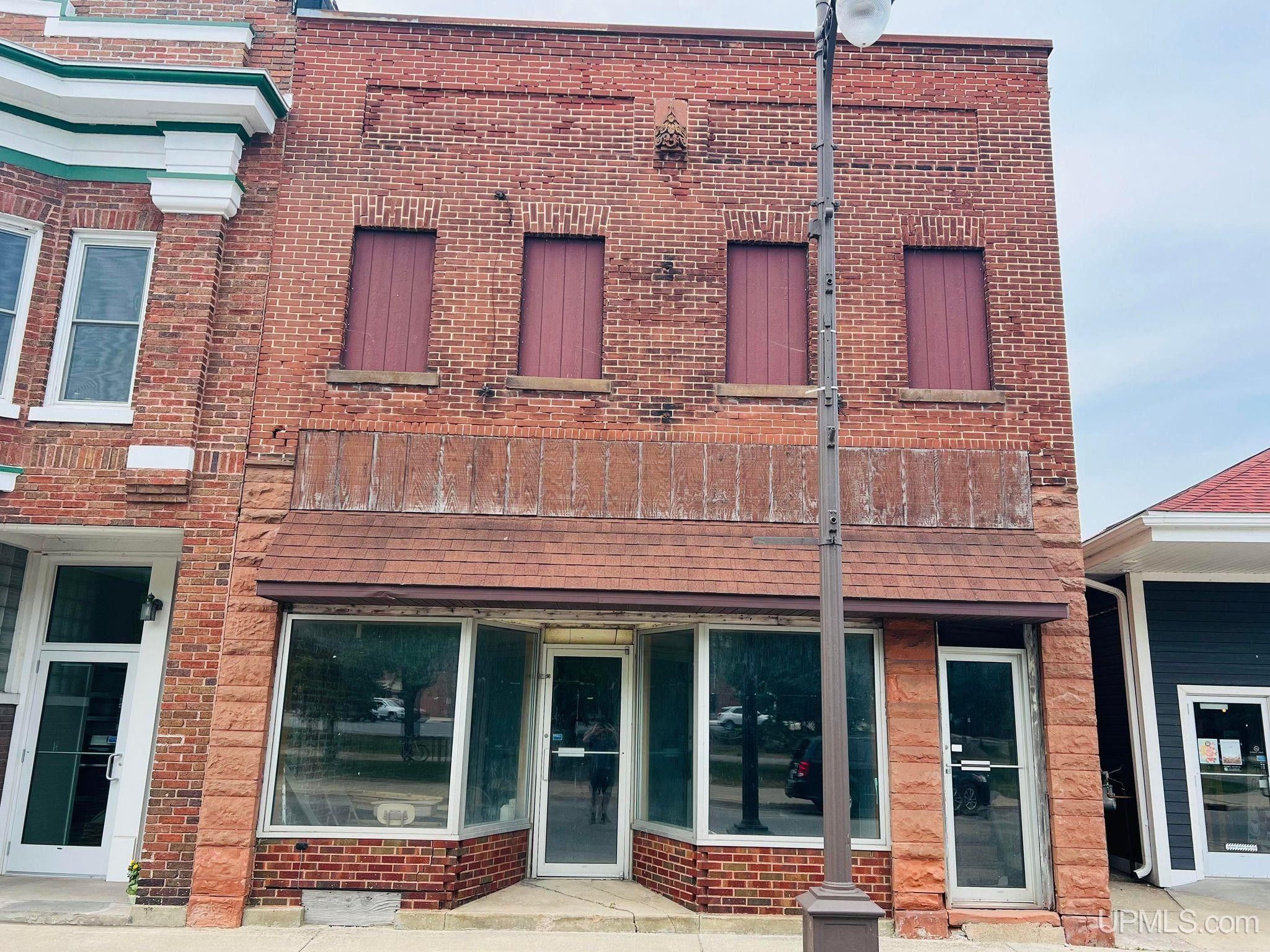 Manistique, Schoolcraft County, MI Commercial Property, House for sale