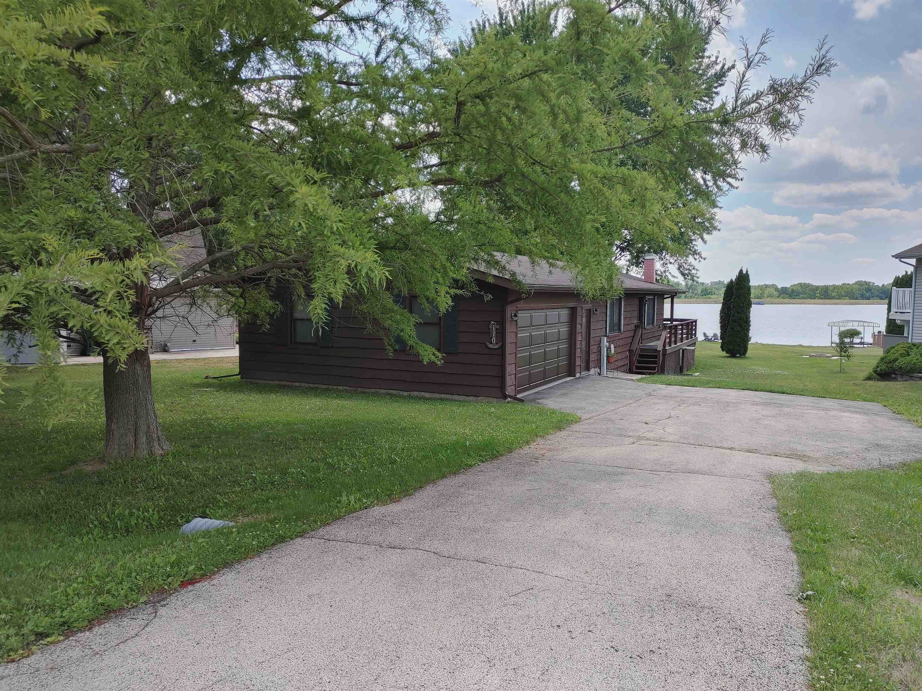 Poplar Grove, Boone County, IL Lakefront Property, Waterfront Property