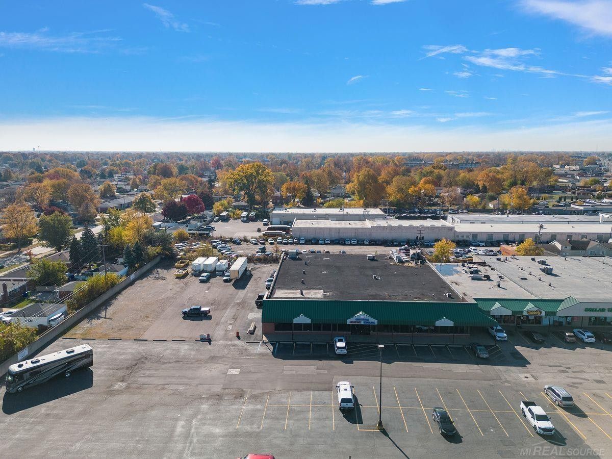 Fraser, County, MI Commercial Property, House for sale Property