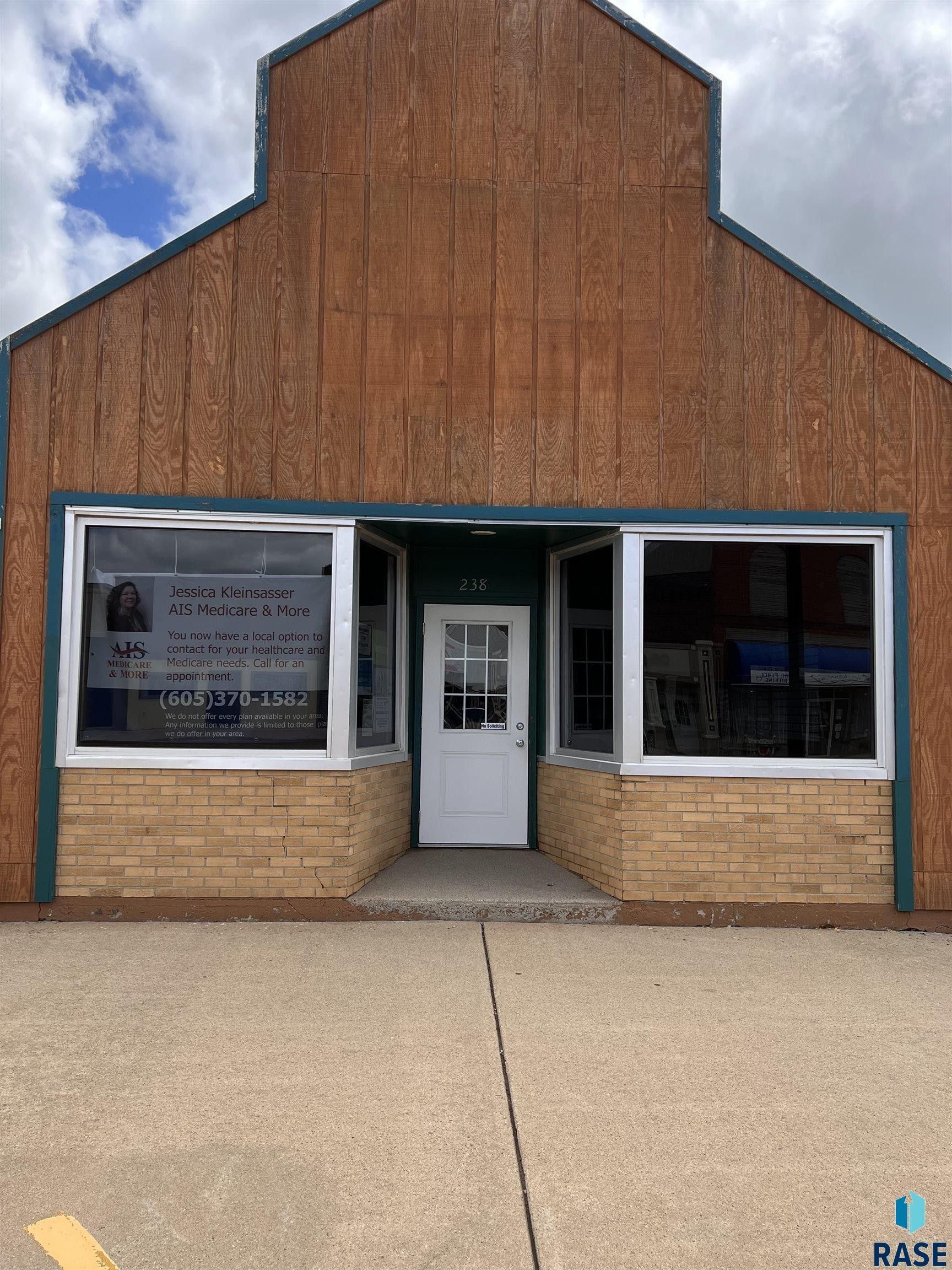 Parker, Turner County, SD Commercial Property, House for sale Property