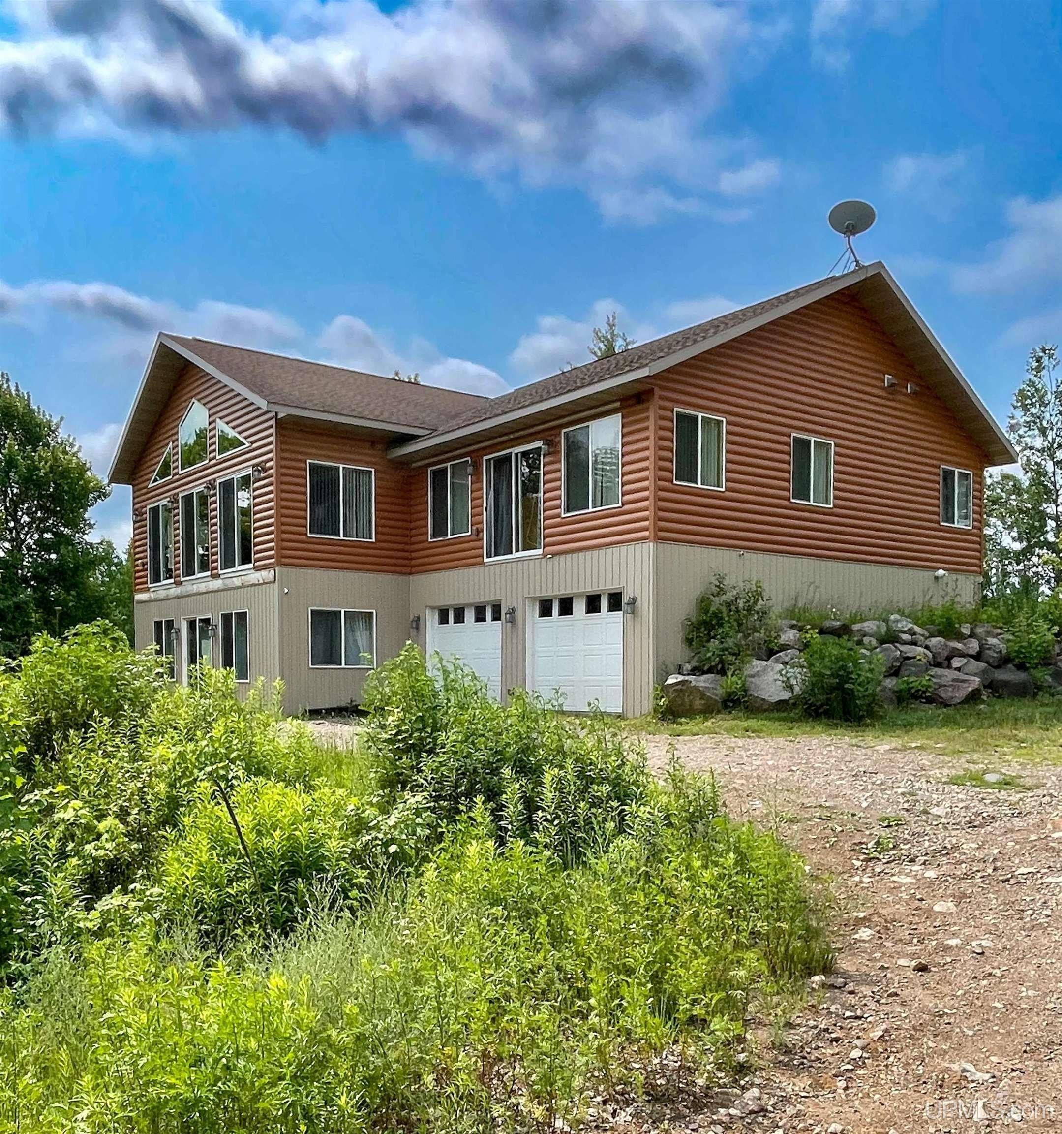 Republic, Marquette County, MI House for sale Property ID 416972527