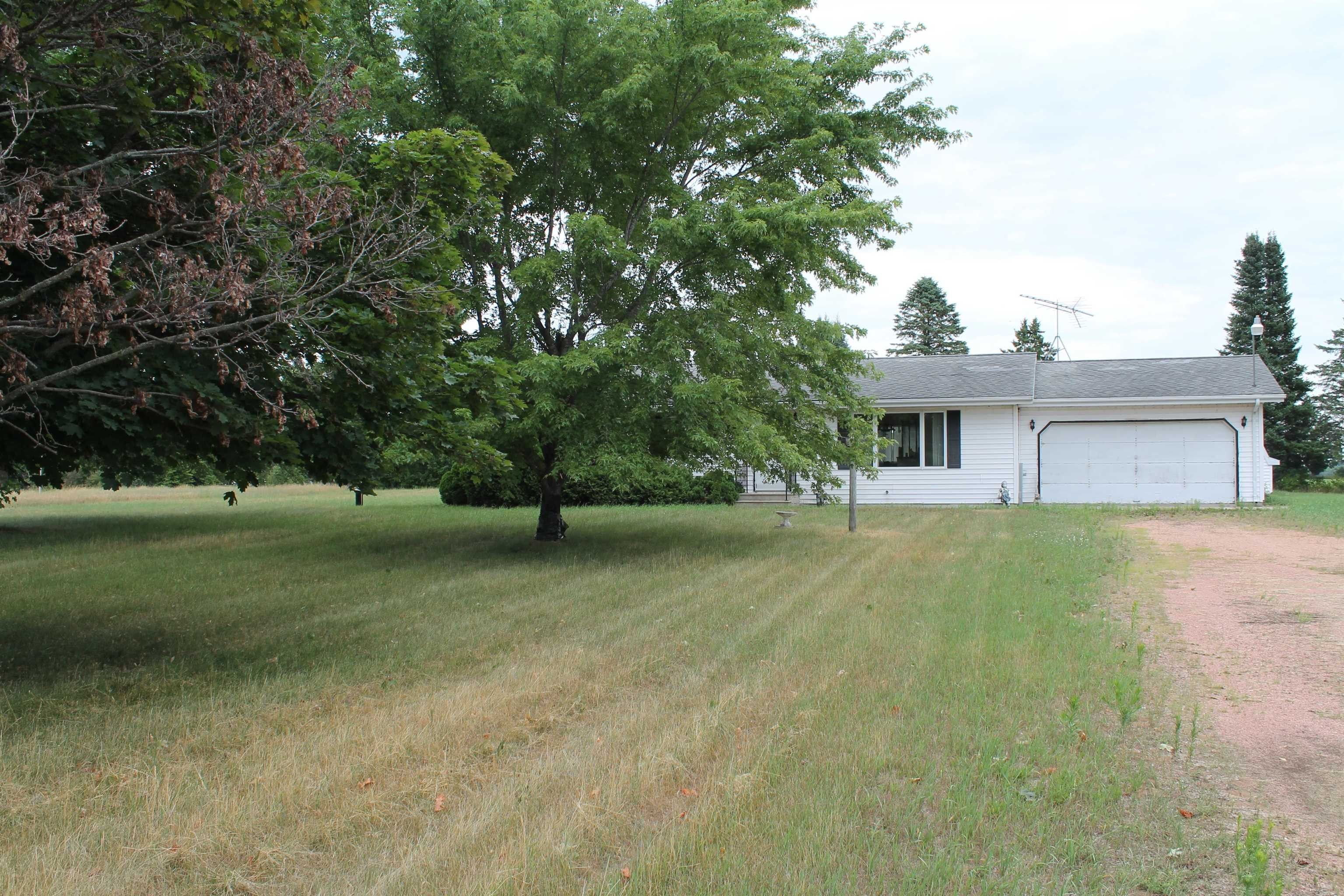 Clintonville, Waupaca County, WI House for sale Property ID 416988846