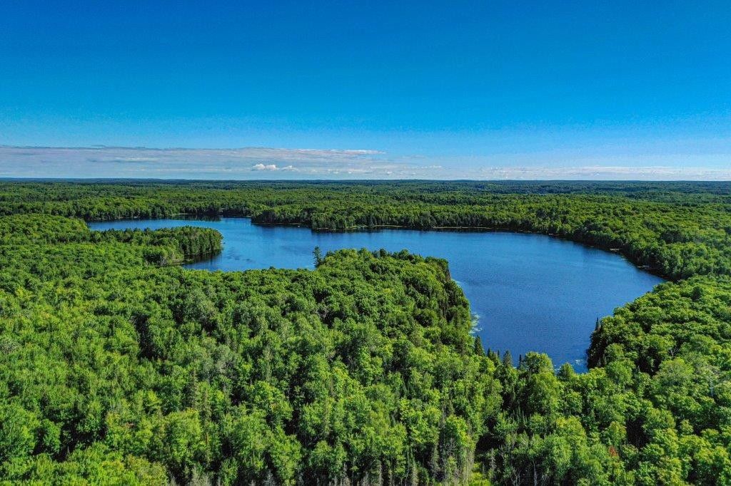 Presque Isle, Vilas County, WI Farms and Ranches, Lakefront Property