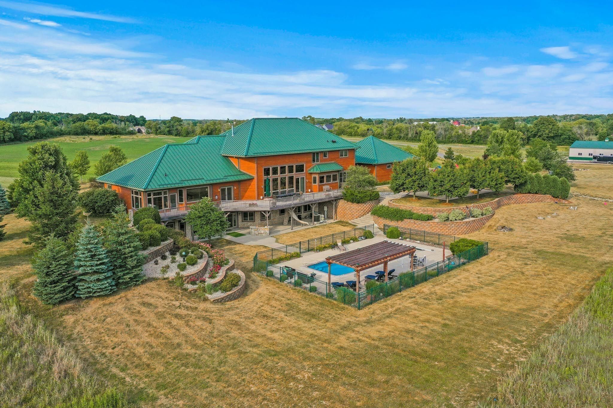 Hartford, Washington County, WI House for sale Property ID 416993067