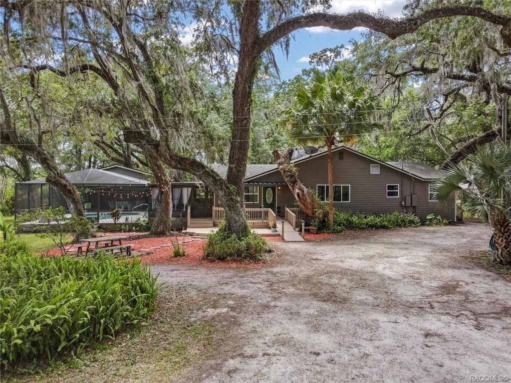 Floral City, Citrus County, FL Lakefront Property, Waterfront Property