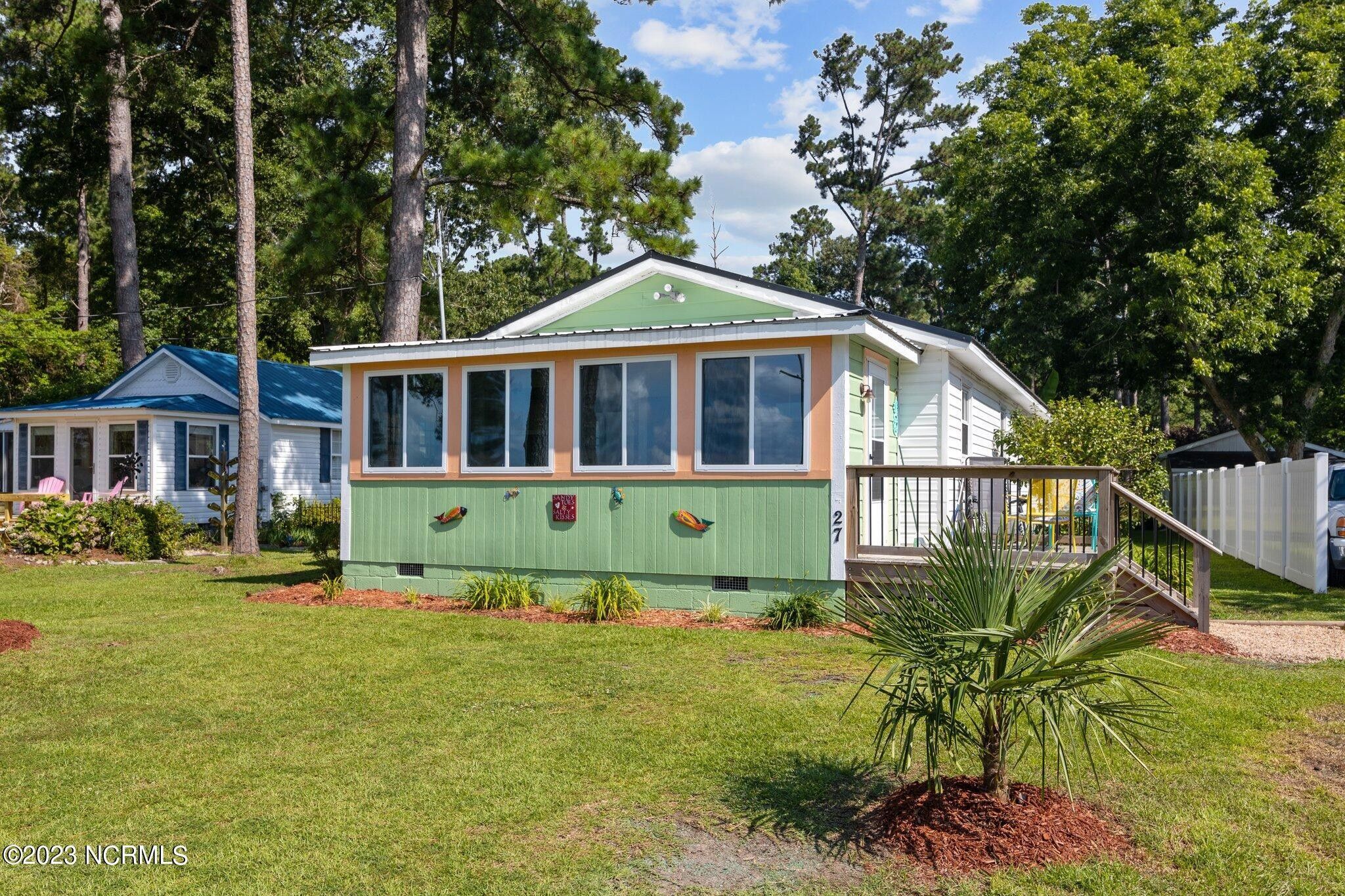 Aurora, Beaufort County, NC Lakefront Property, Waterfront Property