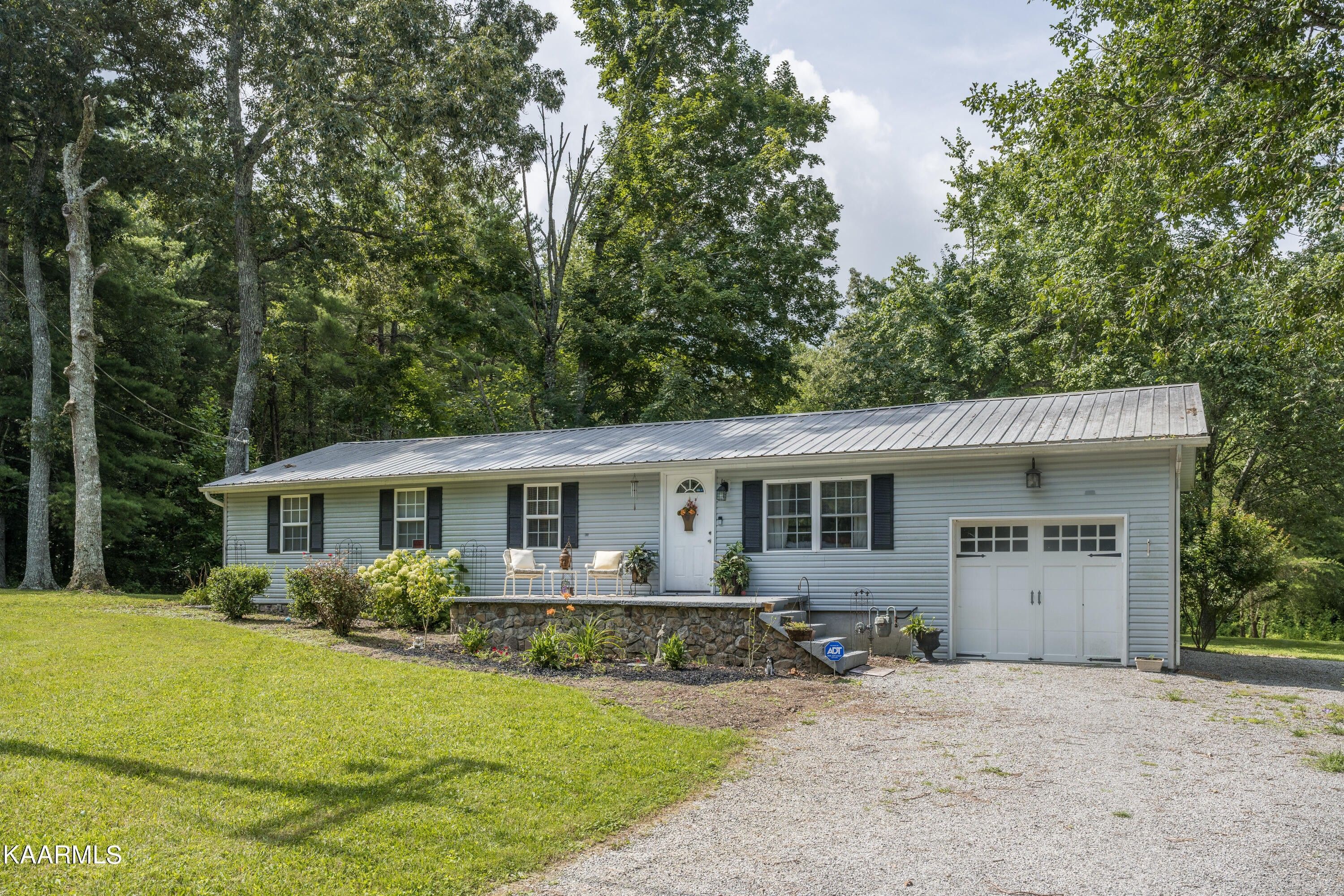 Deer Lodge, County, TN House for sale Property ID 417004246