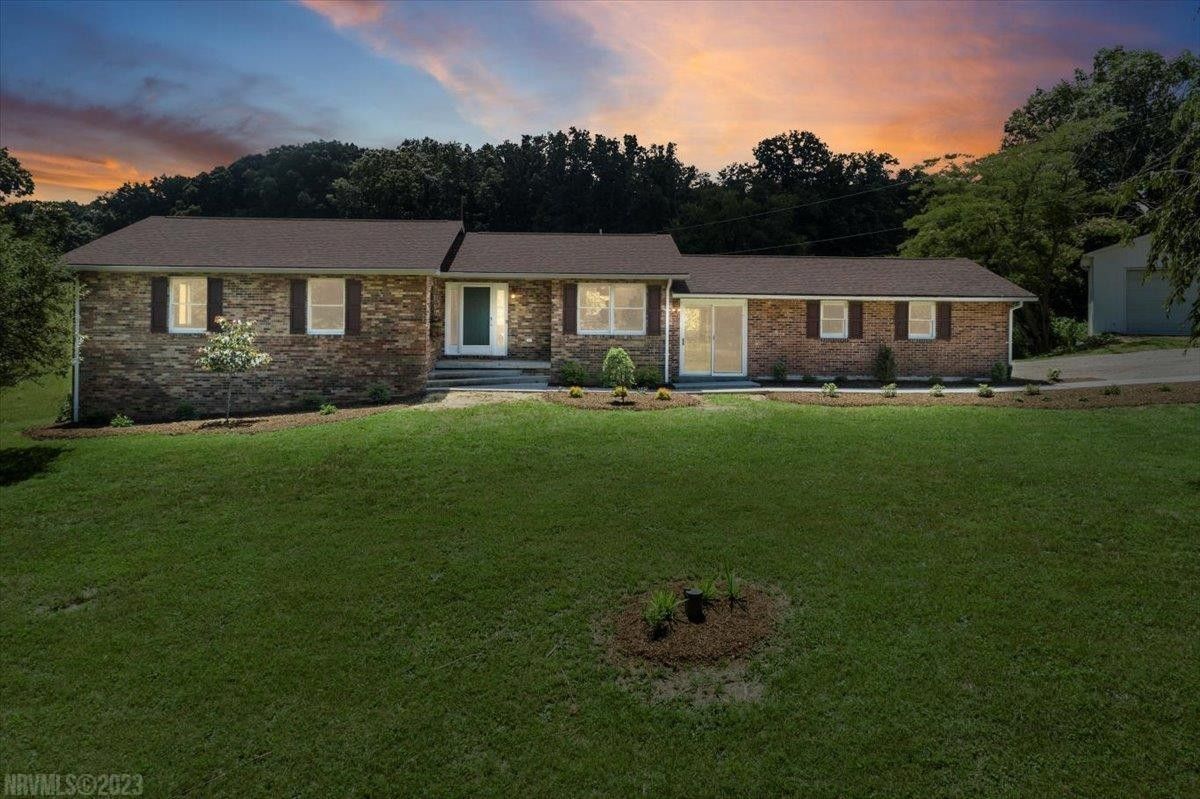 Blacksburg, Montgomery County, VA House for sale Property ID 417023200