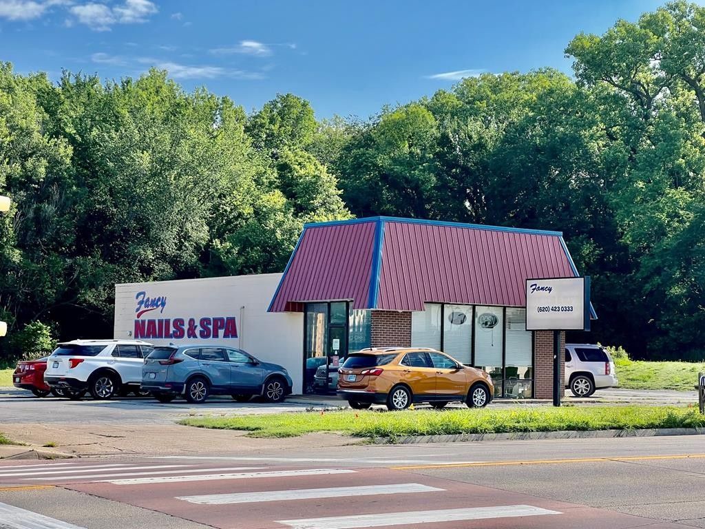 Parsons, Labette County, KS Commercial Property, House for sale