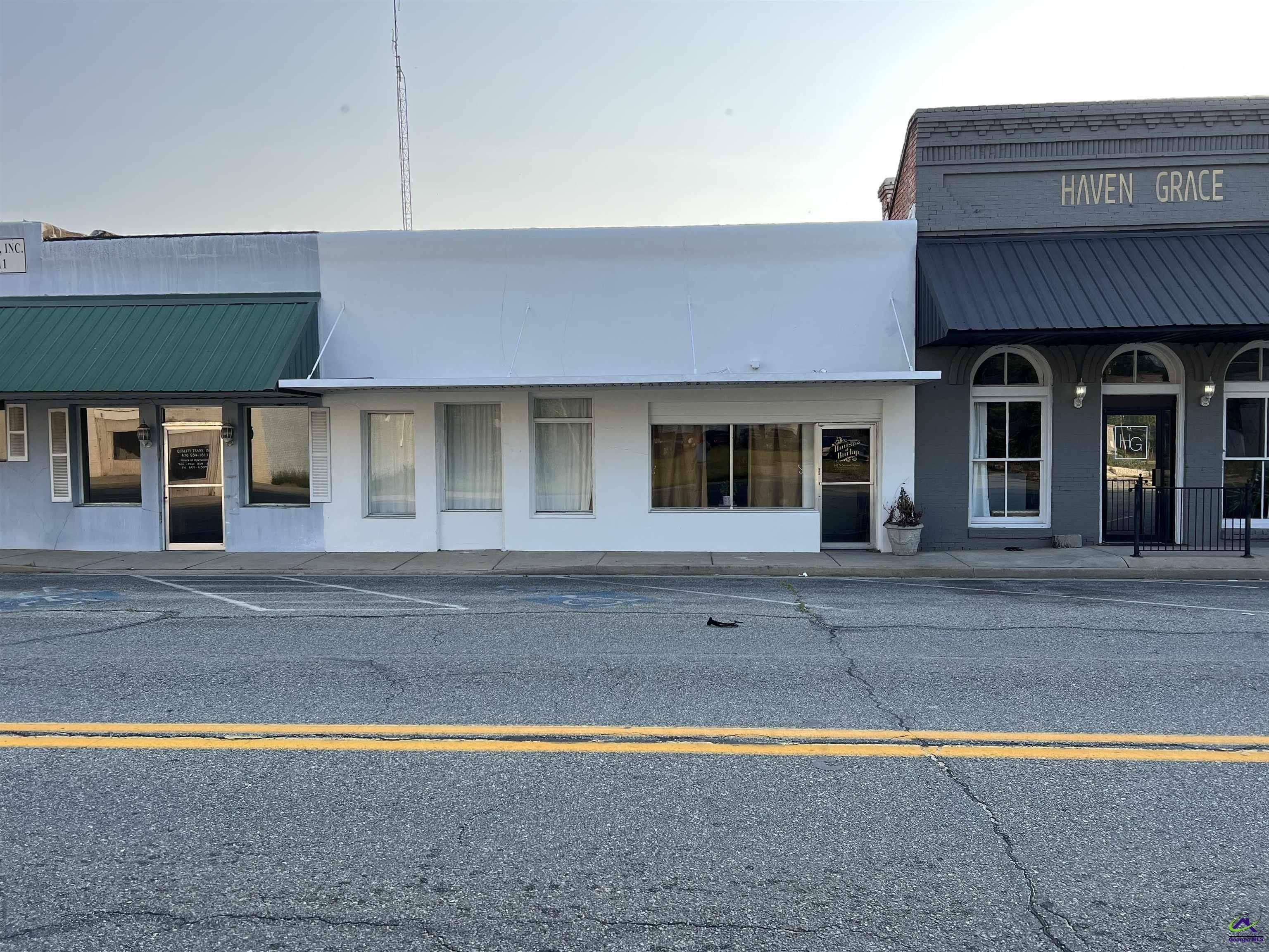 Cochran, Bleckley County, GA Commercial Property, House for sale