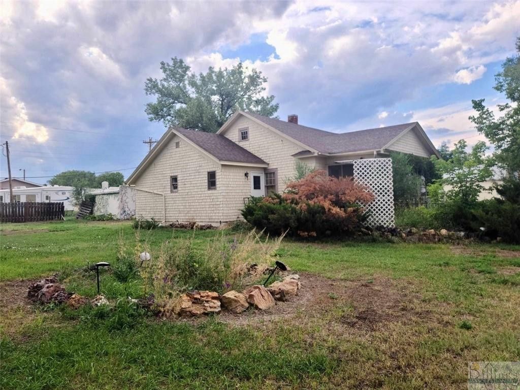 101 S Wilbur, Broadus, MT 59317 MLS 340830 LandWatch