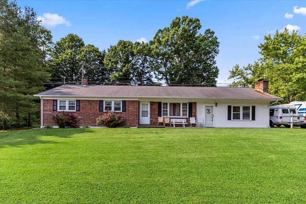 Bluefield, Tazewell County, VA House for sale Property ID 417049754