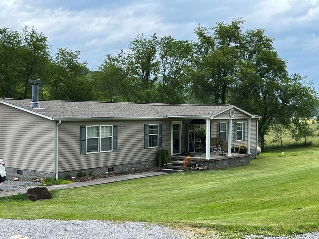 Bluefield, Tazewell County, VA House for sale Property ID 417083196
