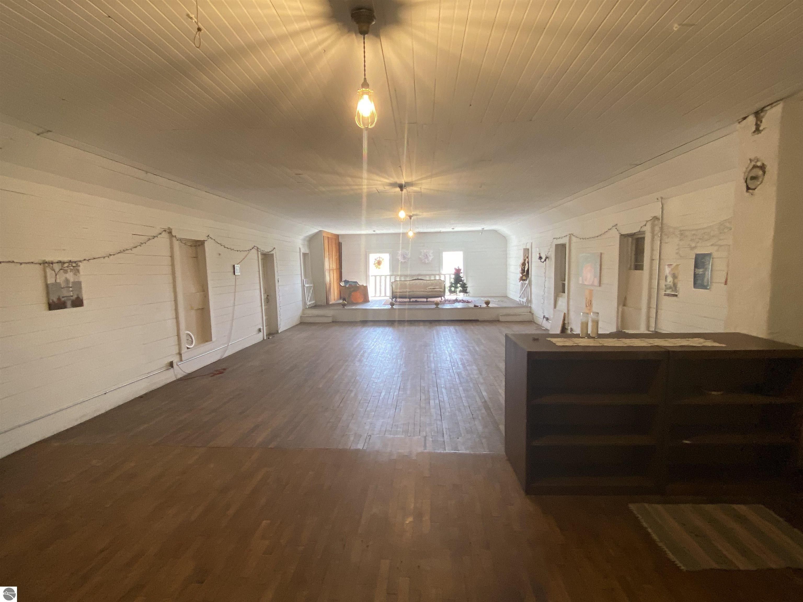 Luther, Lake County, MI Lakefront Property, Waterfront Property, House