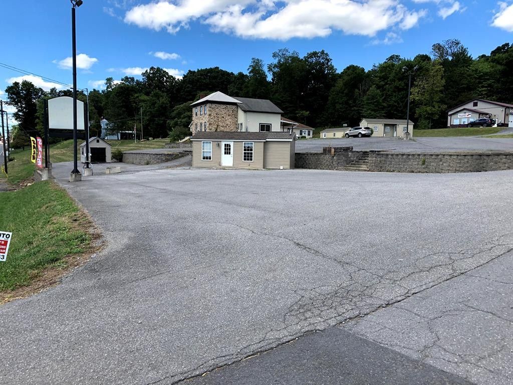 Lewistown, Mifflin County, PA Commercial Property, House for sale