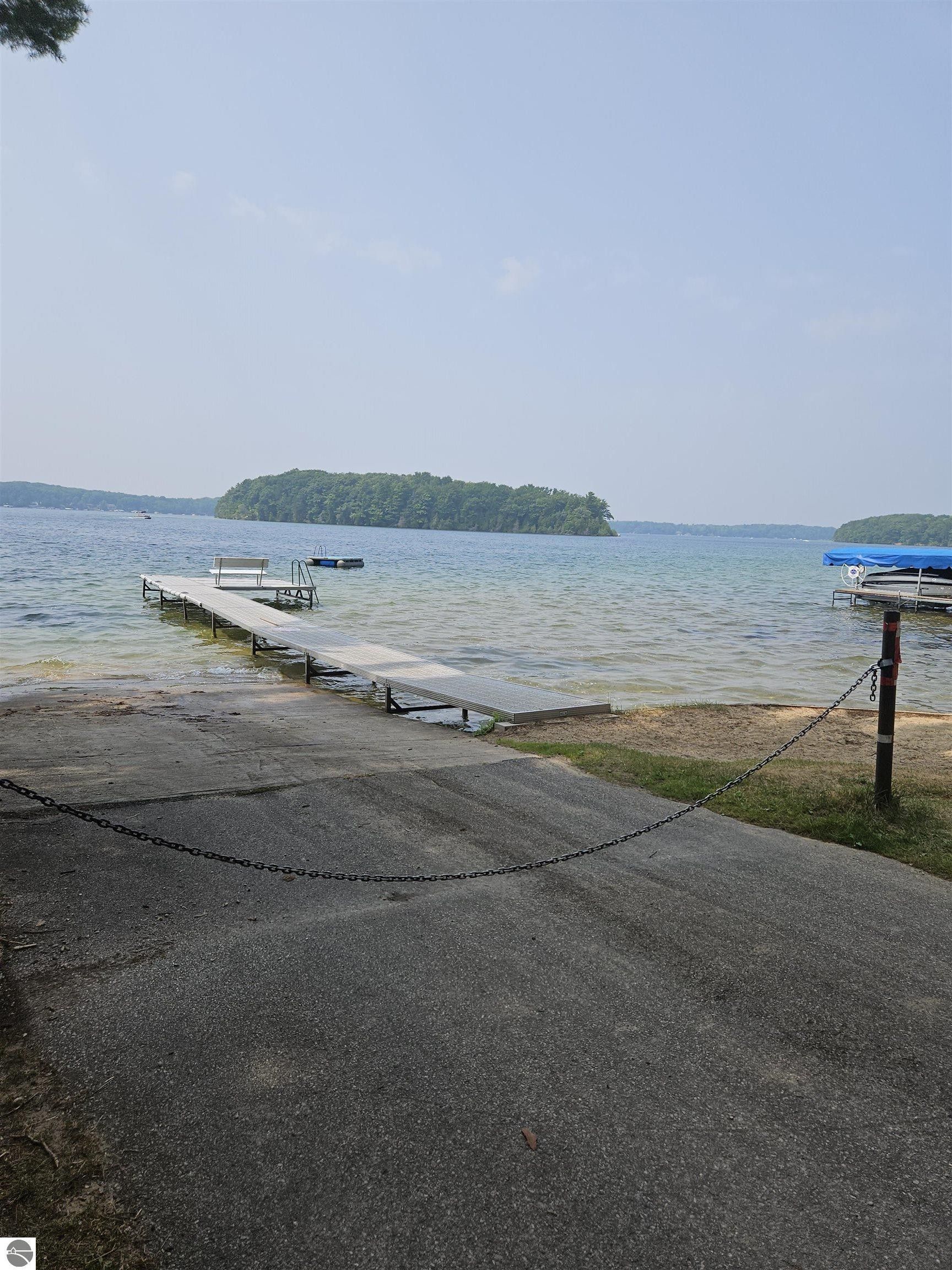 Traverse City, Grand Traverse County, MI Undeveloped Land, Lakefront
