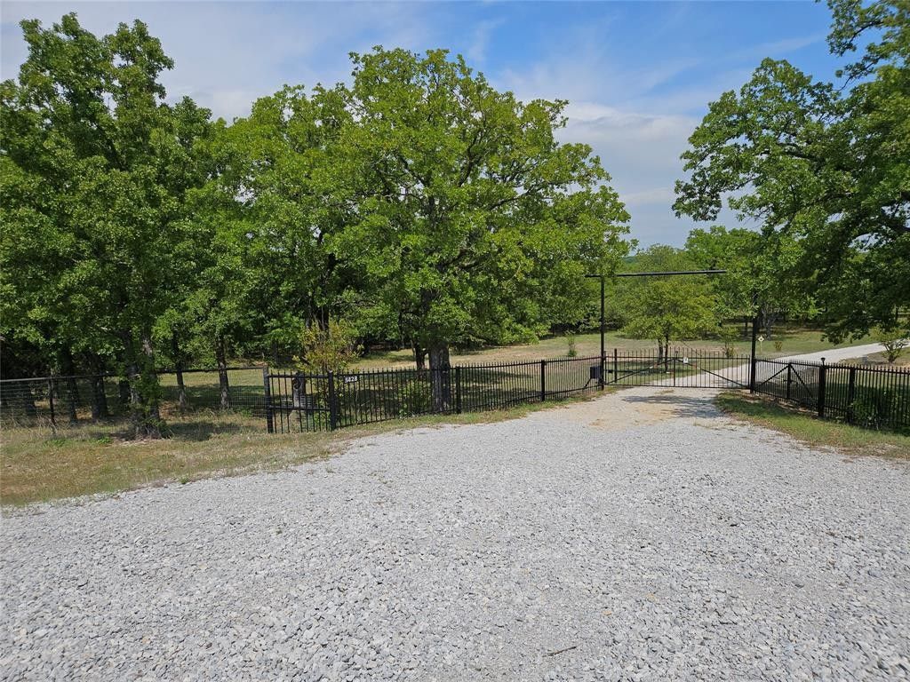 Bowie, Montague County, TX House for sale Property ID 417131051