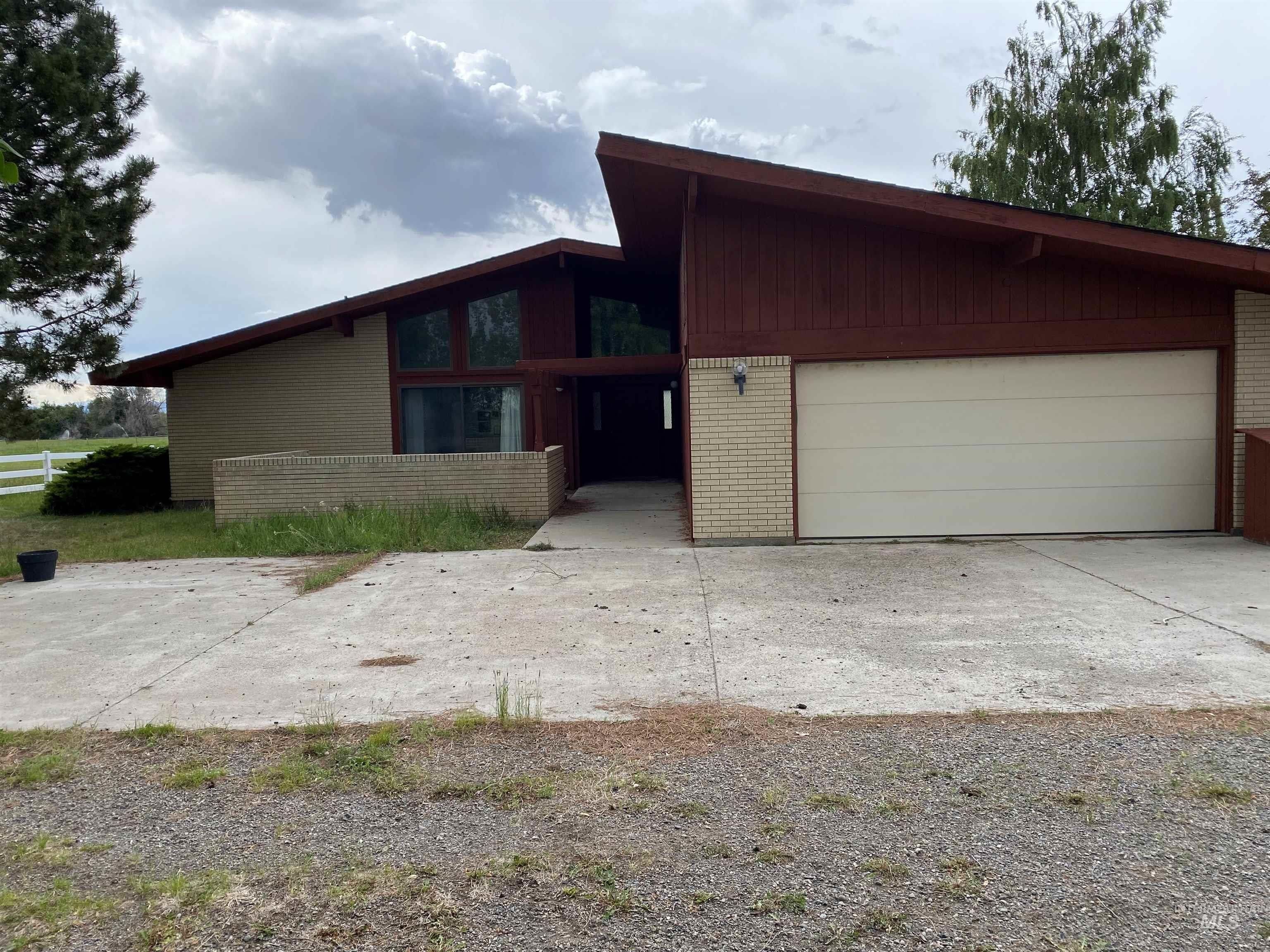 Shoshone, Lincoln County, ID House for sale Property ID 417147245