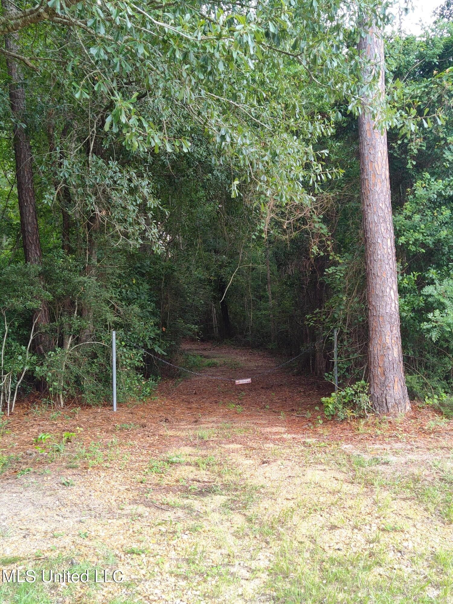 Biloxi, Harrison County, MS Undeveloped Land, Lakefront Property, Waterfront Property, Homesites