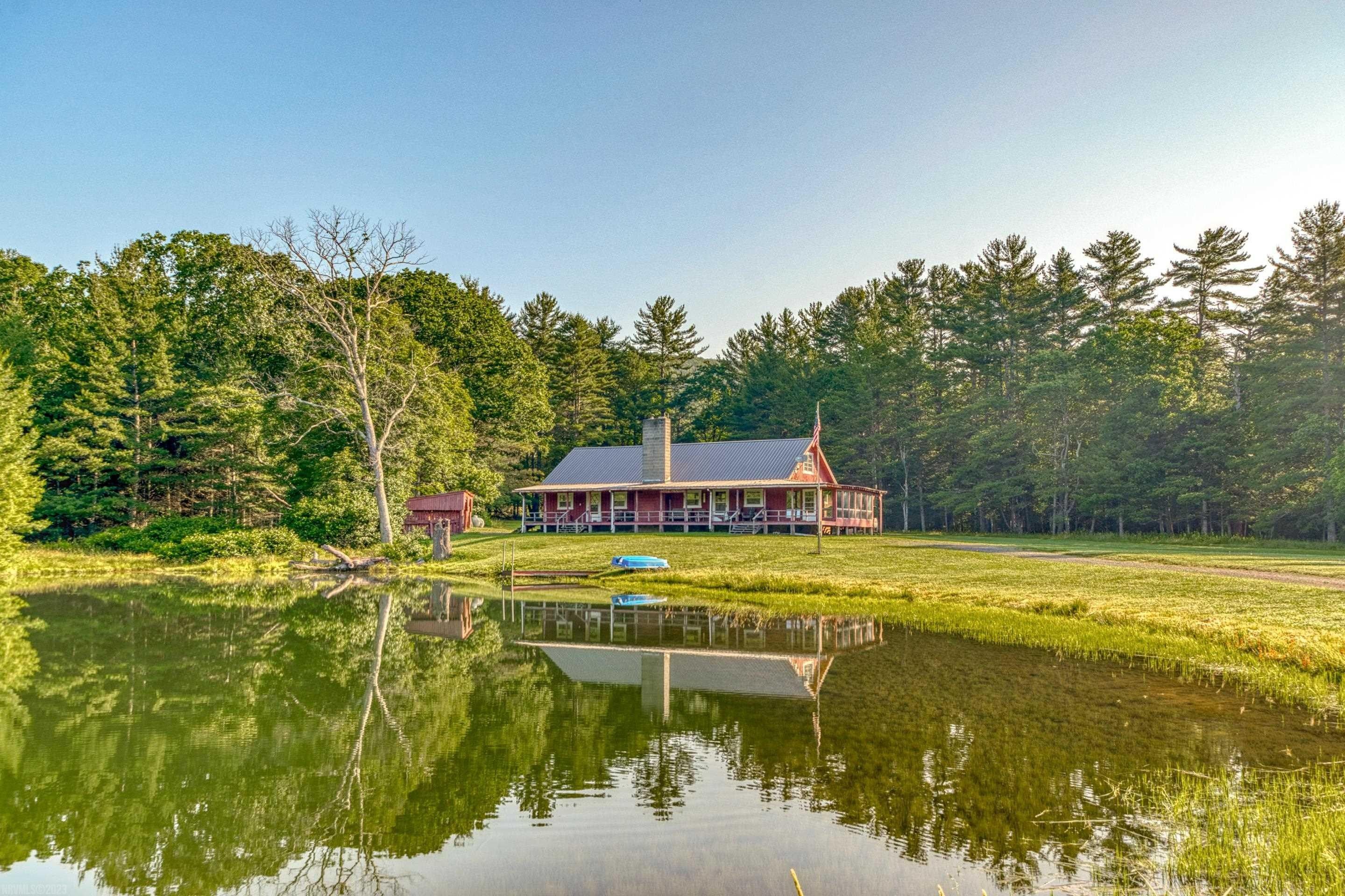 Pembroke, Giles County, VA House for sale Property ID 415935530