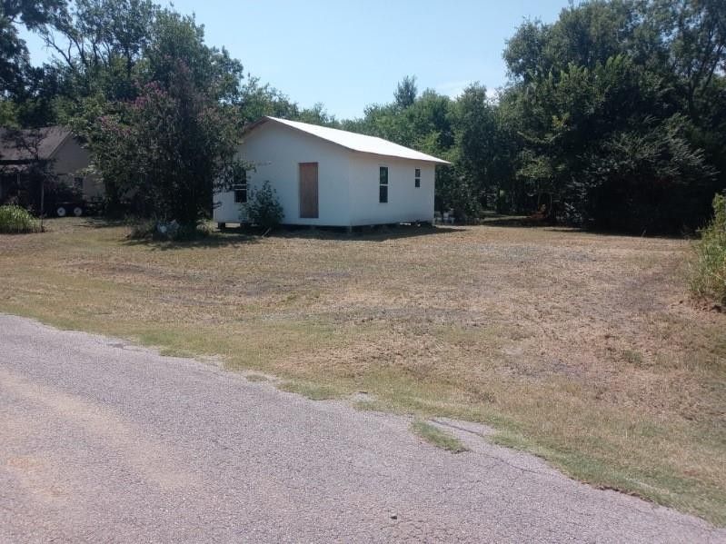 Whitewright, Grayson County, TX House for sale Property ID 417252515