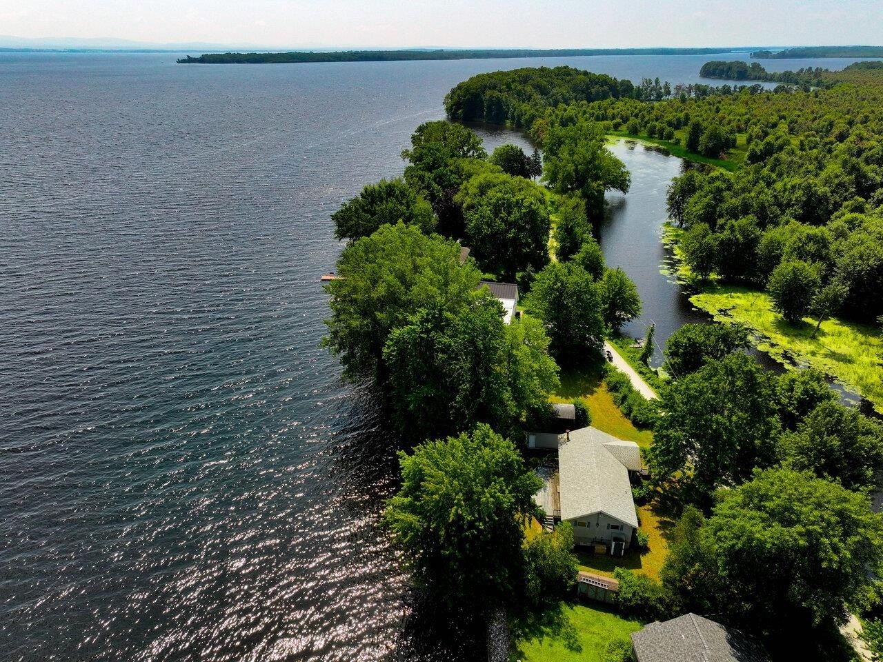 Alburg, Grand Isle County, VT Lakefront Property, Waterfront Property, House for sale Property