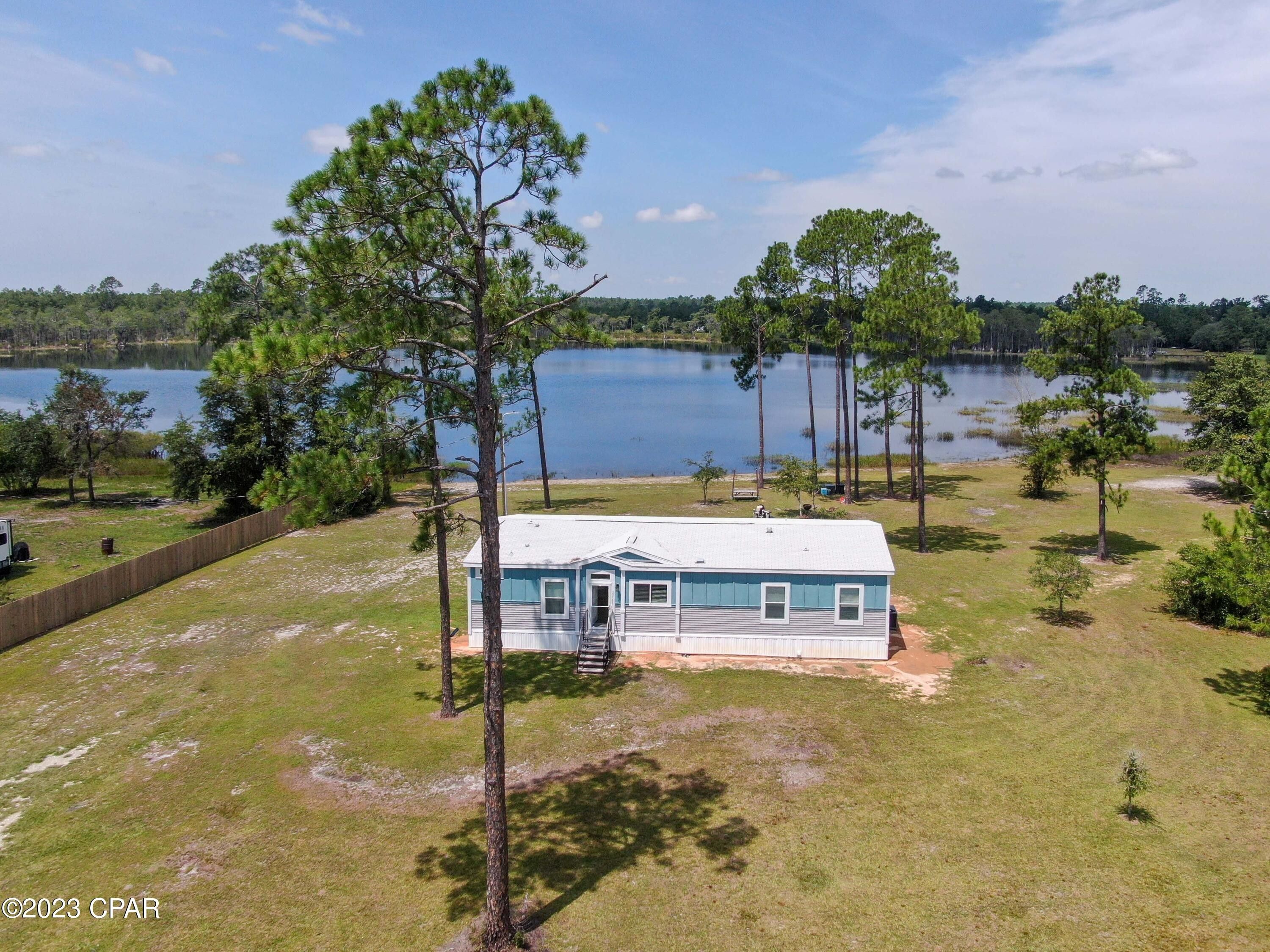 Altha, Calhoun County, FL Lakefront Property, Waterfront Property