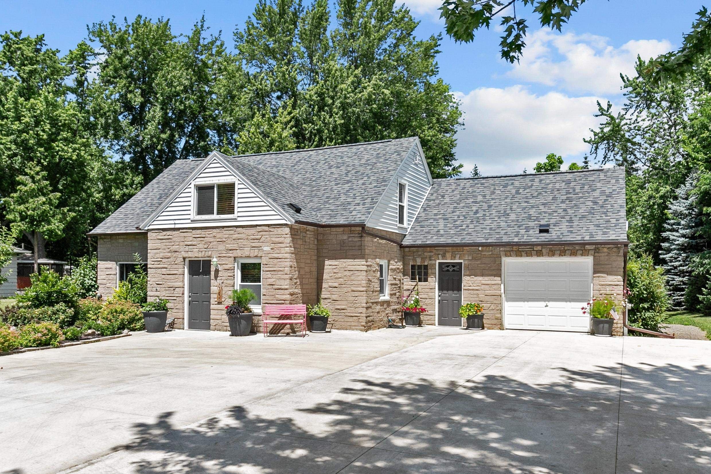 Menasha, Winnebago County, WI House for sale Property ID 416883843