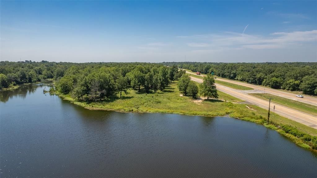 Paris, Lamar County, TX Commercial Property, Lakefront Property