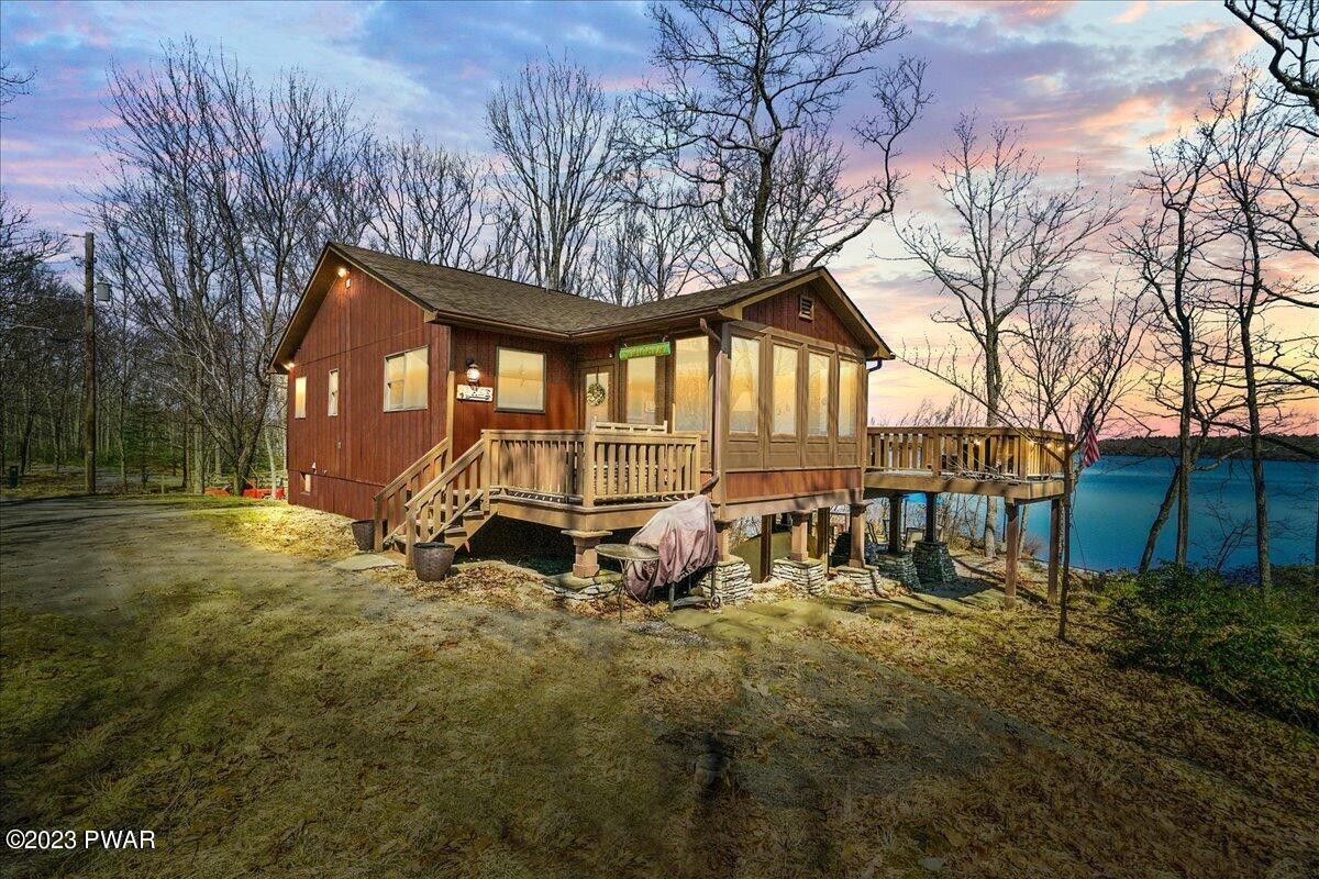 Shohola, Pike County, PA Lakefront Property, Waterfront Property, House