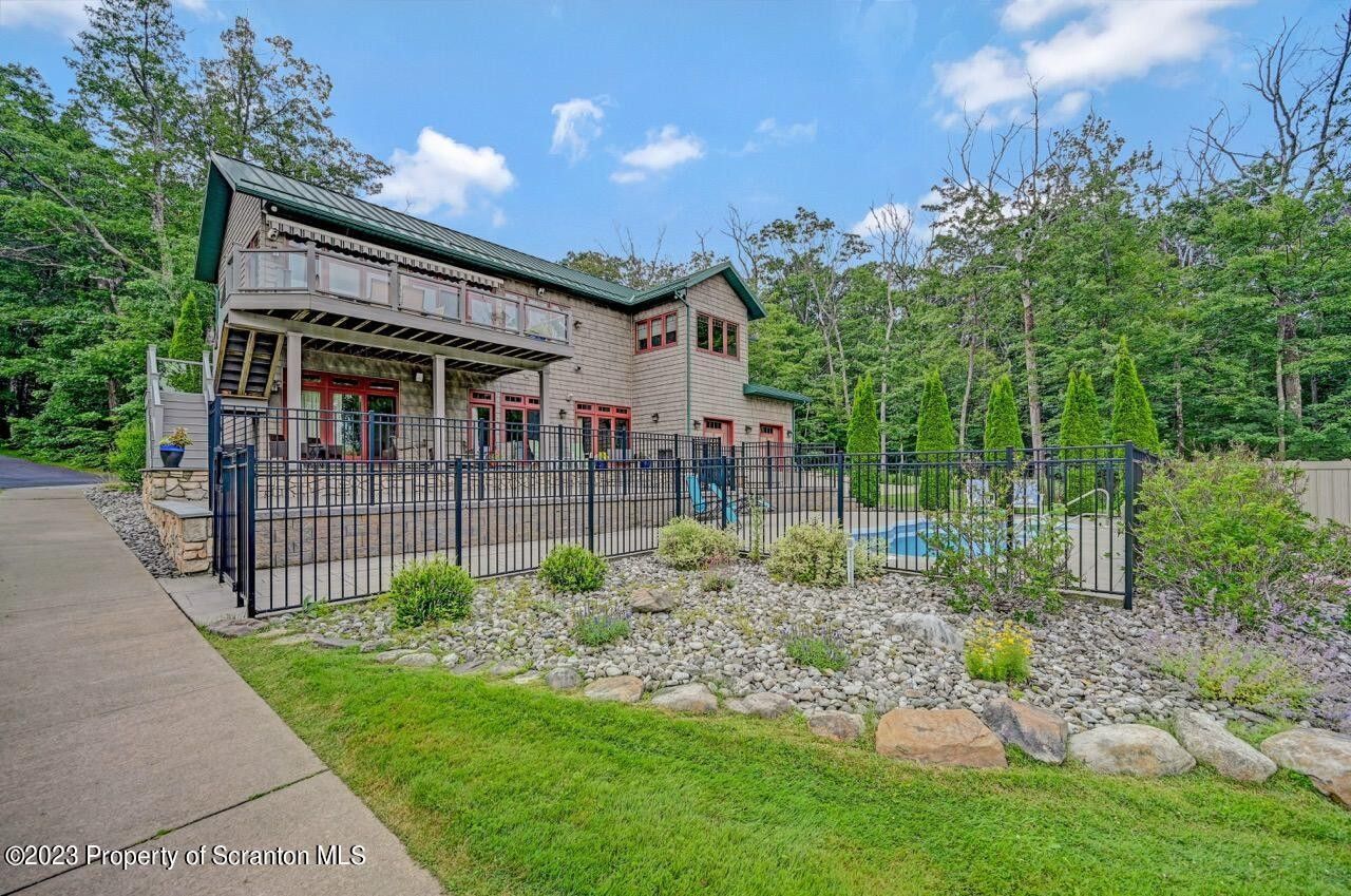 Jefferson Township, Lackawanna County, PA Lakefront Property, Waterfront Property, House for