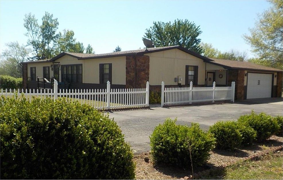 Caney, Montgomery County, KS House for sale Property ID 417280062