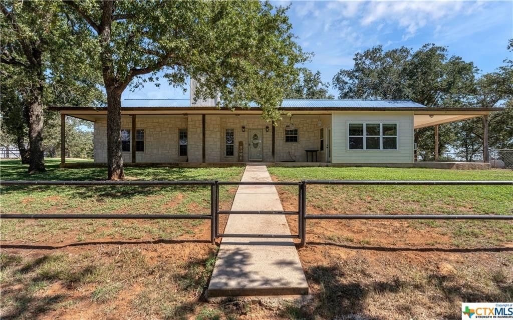 Stockdale, Wilson County, TX Farms and Ranches, House for sale Property