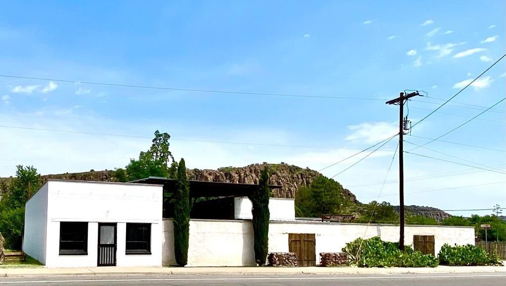 Fort Davis, Jeff Davis County, TX Commercial Property, House for sale