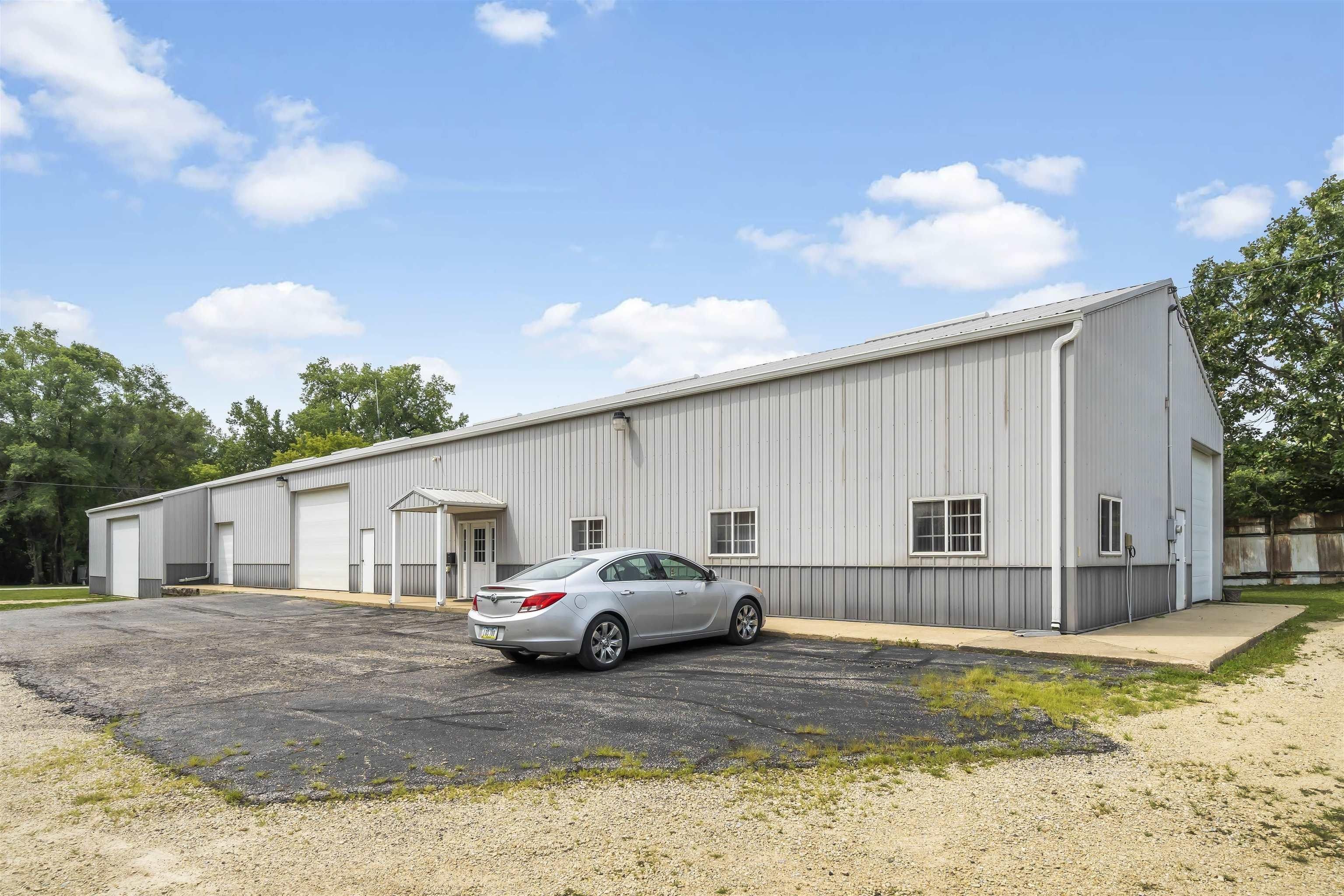 Oelwein, Fayette County, IA Commercial Property, House for sale