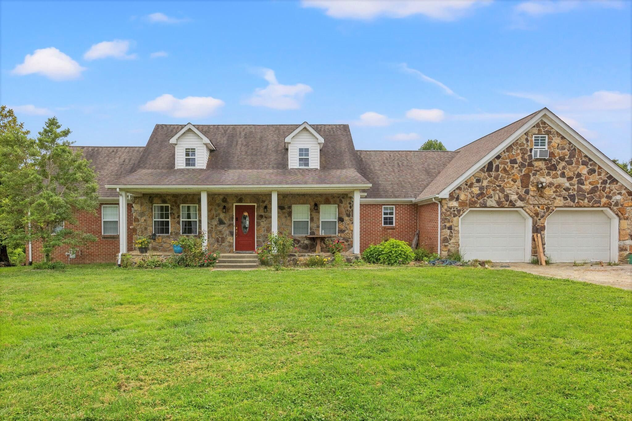 Beattyville, Lee County, KY House for sale Property ID 417295449