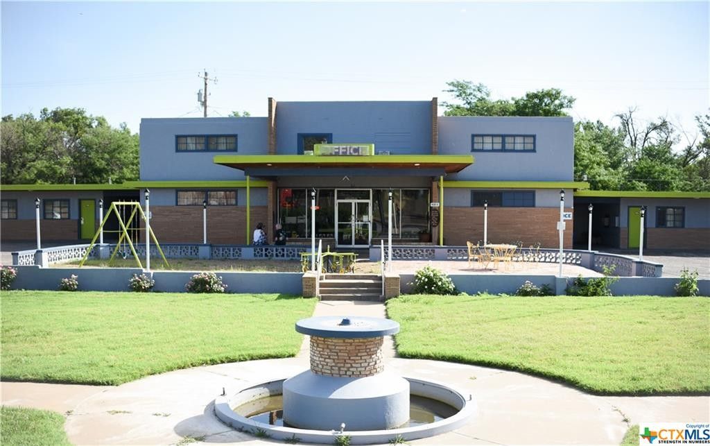 Clarendon, Donley County, TX Commercial Property, House for sale