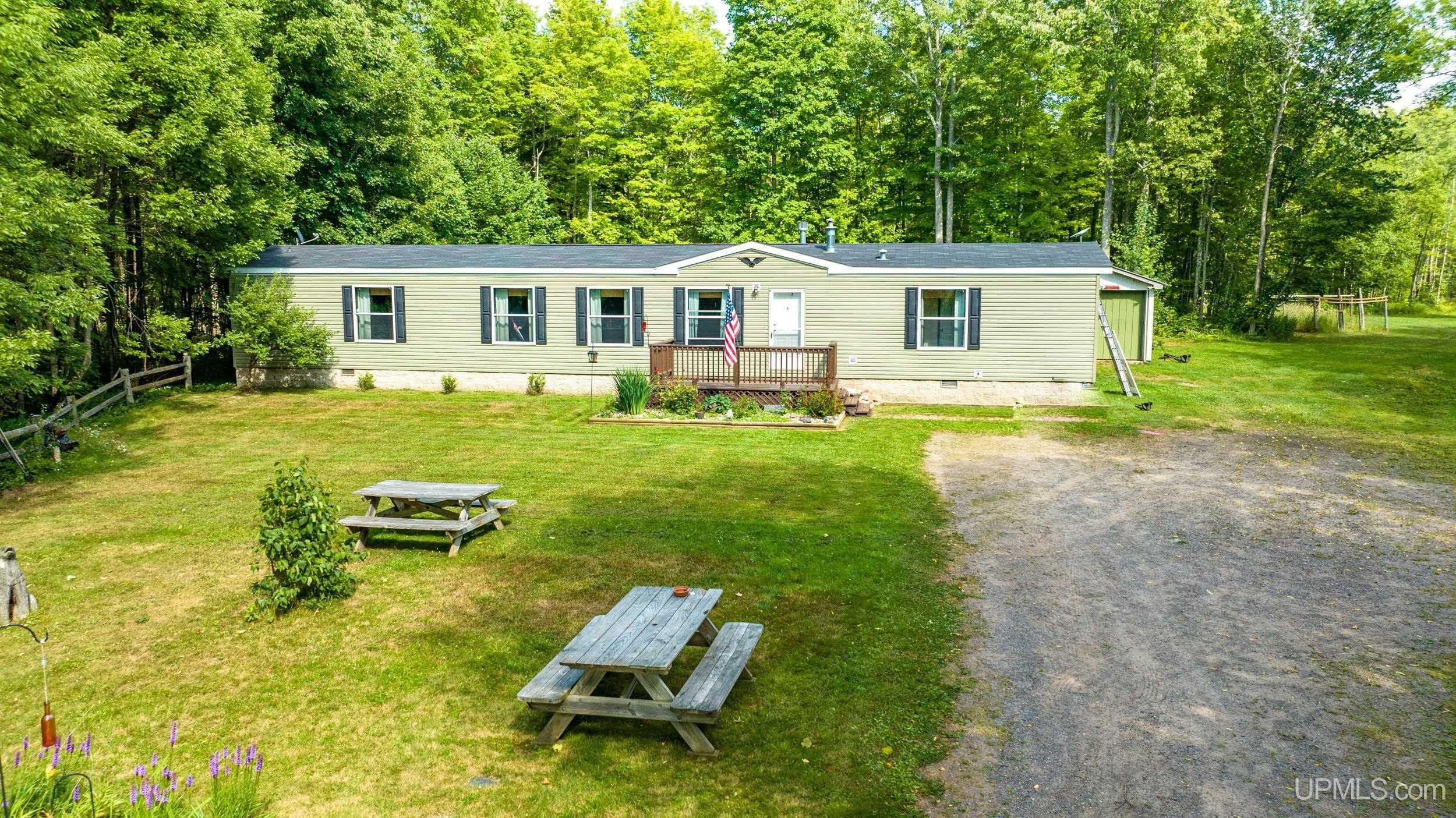 Iron River, Iron County, MI House for sale Property ID 417326488