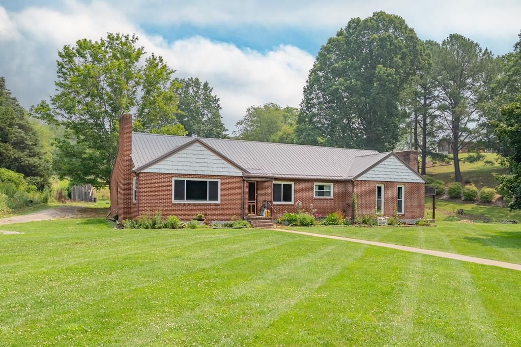 1596 Fort Chiswell Road, Max Meadows, VA 24360 MLS 87467 LandWatch