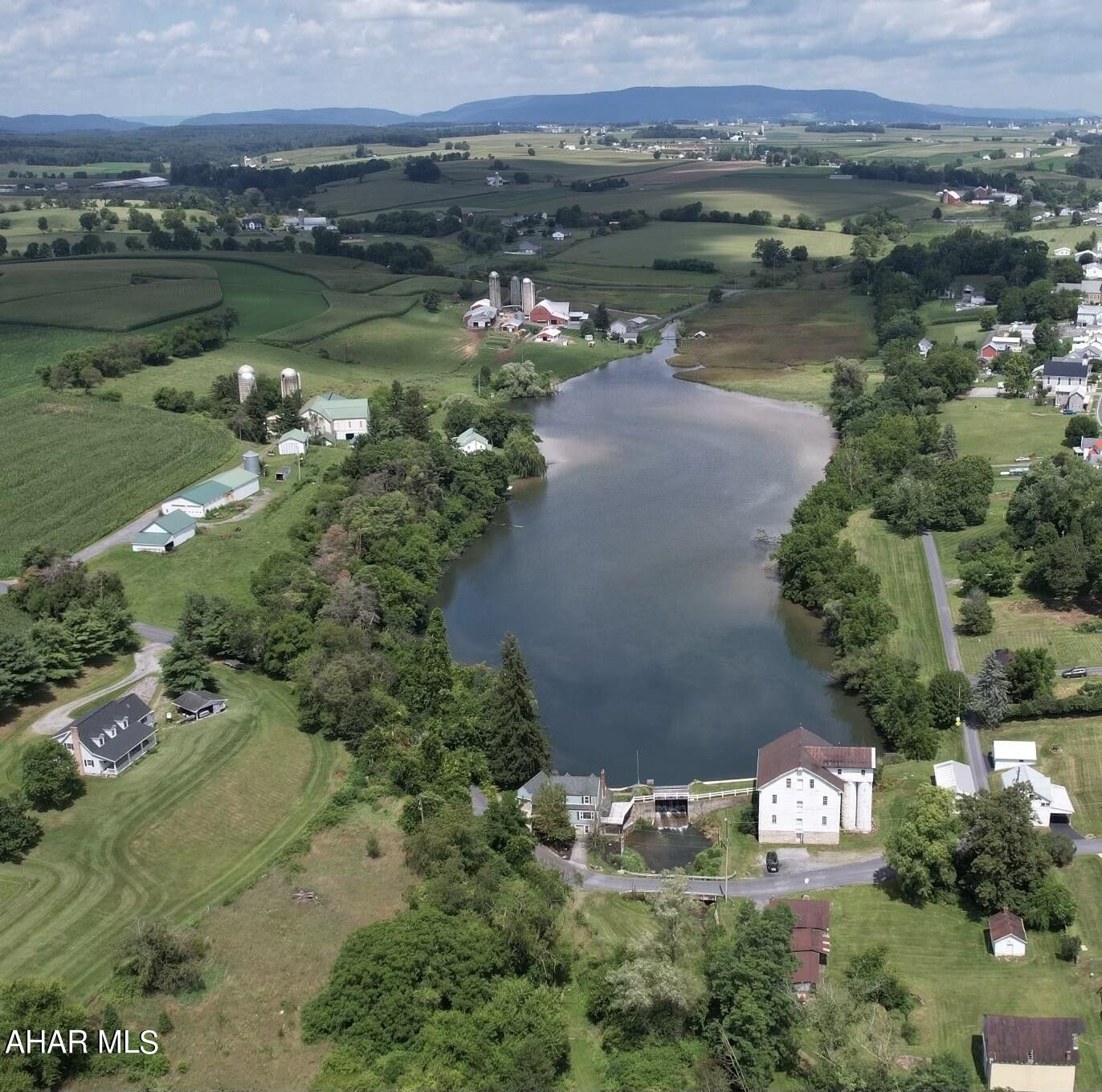 Woodbury, Bedford County, PA Lakefront Property, Waterfront Property, House for sale Property ID