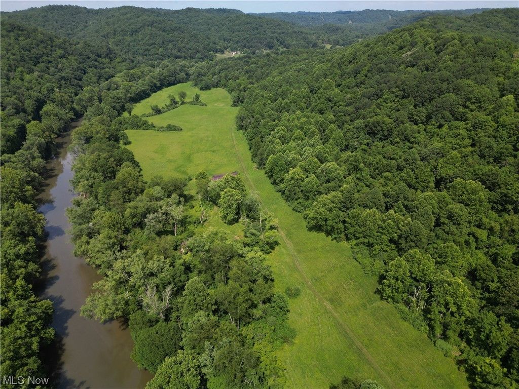 Grantsville, Calhoun County, WV Farms and Ranches, Lakefront Property