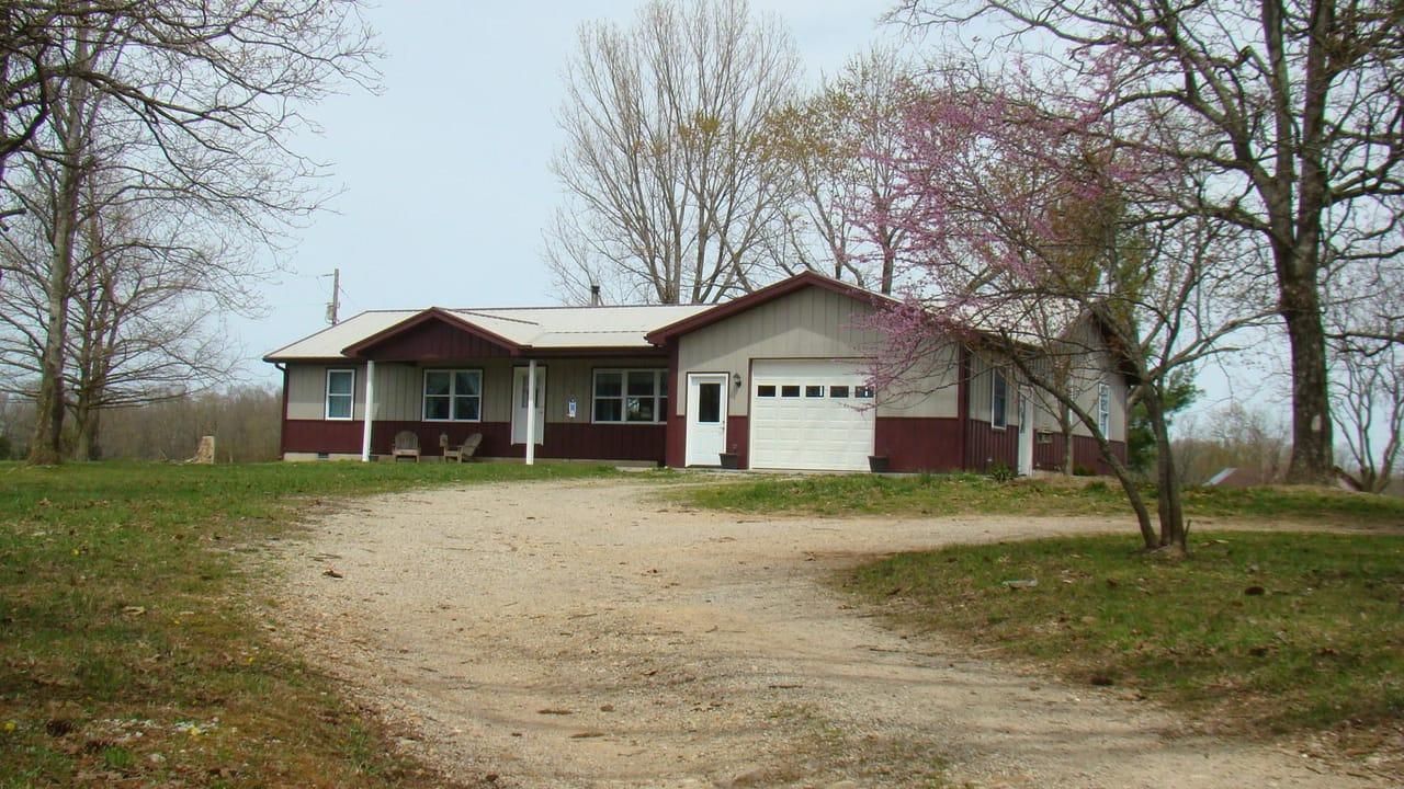 Pomona, Howell County, MO Hunting Property, Horse Property, House for sale Property ID
