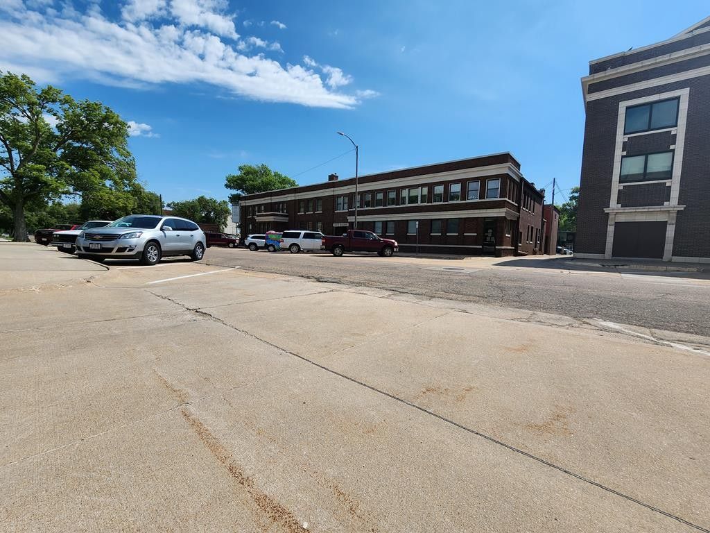 Hastings, Adams County, NE Commercial Property, House for sale Property