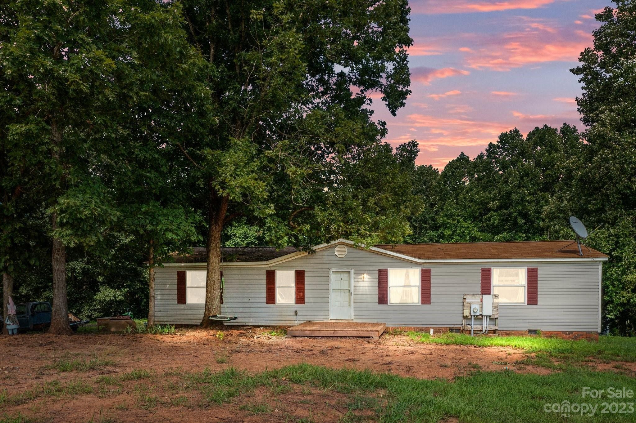 Hiddenite, Iredell County, NC House for sale Property ID 417395168