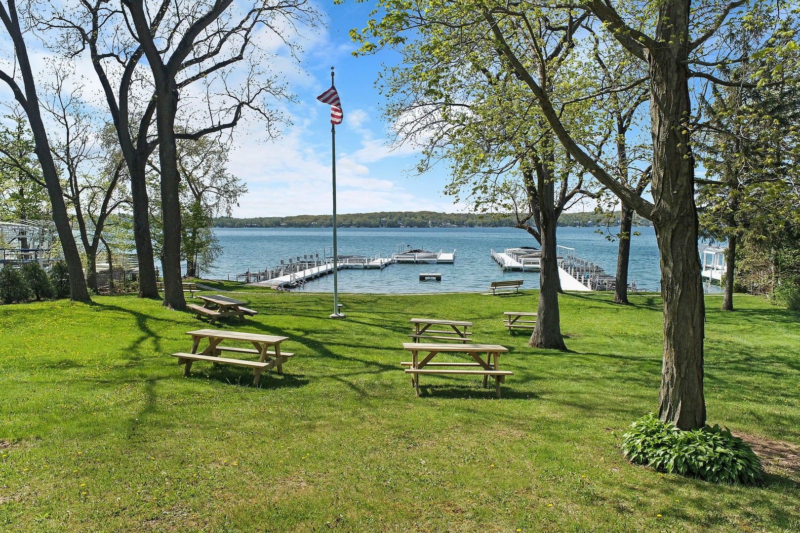 Lake Geneva, Walworth County, WI House for sale Property ID 417403459